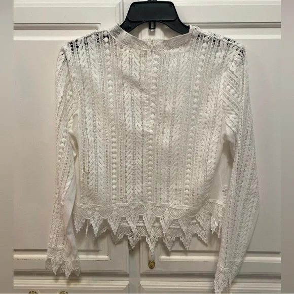 J.O.A. White Lace Blouse - Picture 4 of 7